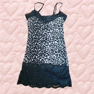 Y2K lace cami